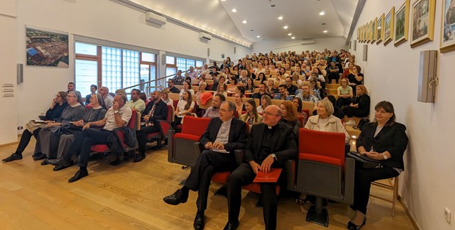 Stručni skup vjeroučitelja osnovnih i srednjih škola te odgojiteljica u vjeri Varaždinske biskupije